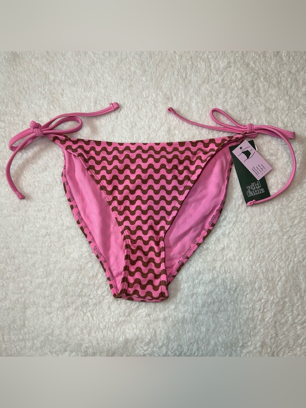 Wild Fable Women’s Low Rise Cheeky Pink Wavy Print Bikini Bottoms Medium NEW